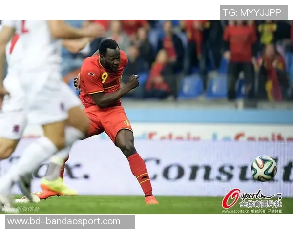 早报聚焦:加纳成功晋级世界杯荷兰大胜芬兰威尔希尔执教卢顿开启新篇章